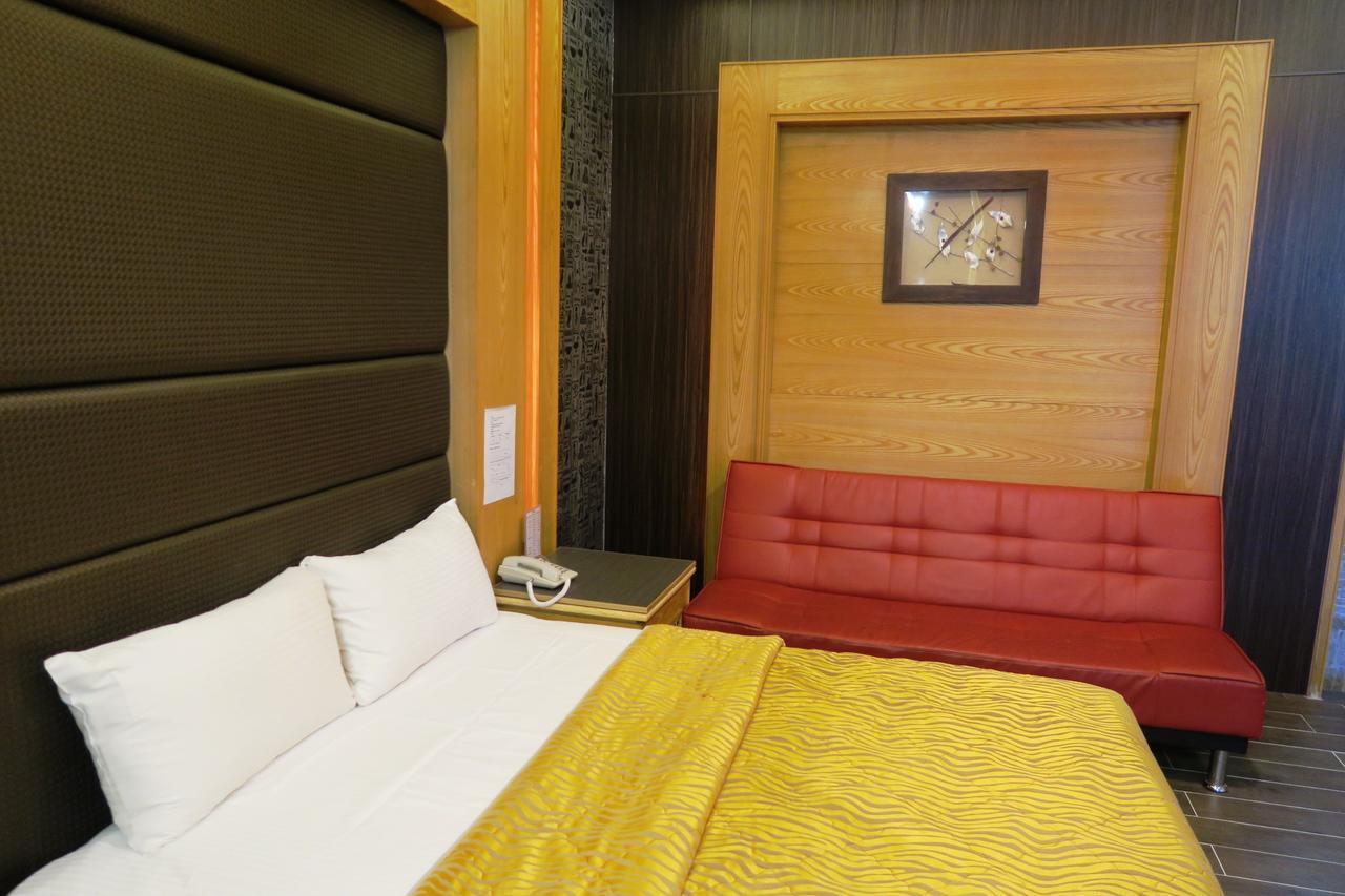 富晴汽車旅館fu Ching Motel Changhua City Bagian luar foto